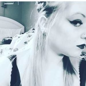 Meet your Posher, Carley